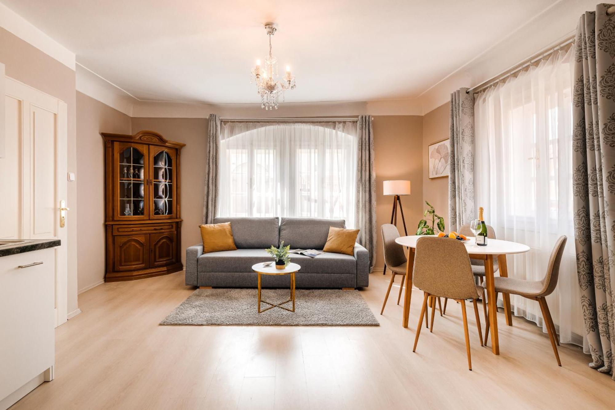 King'S Road Residence Praha Bagian luar foto