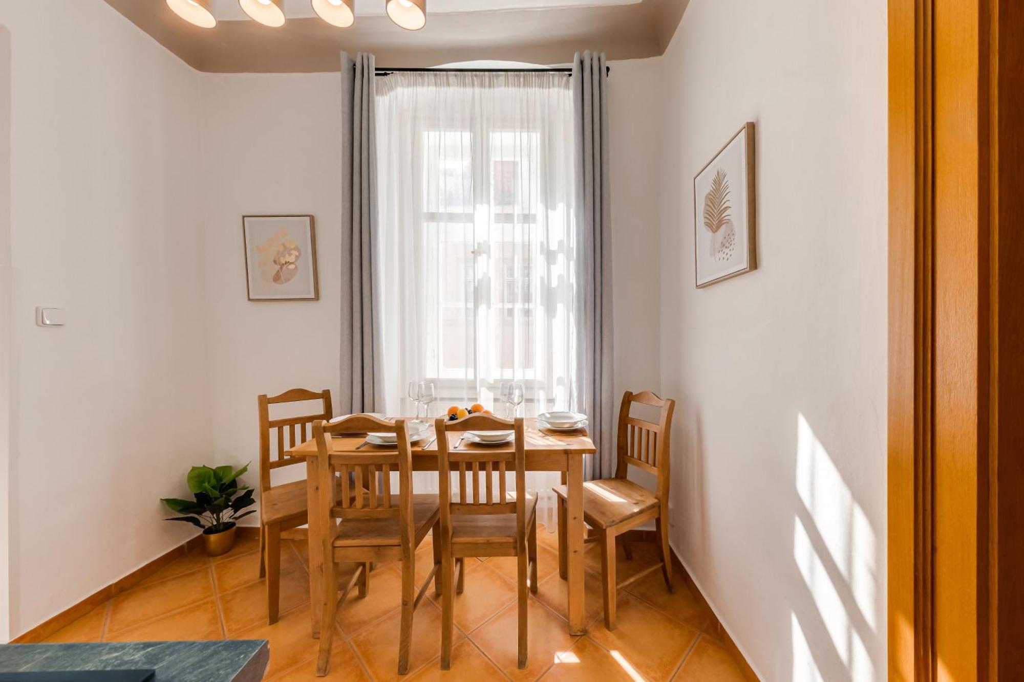King'S Road Residence Praha Bagian luar foto